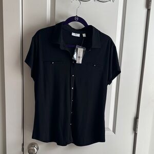 New York & Company Black Short-Sleeve Button-Down Shirt